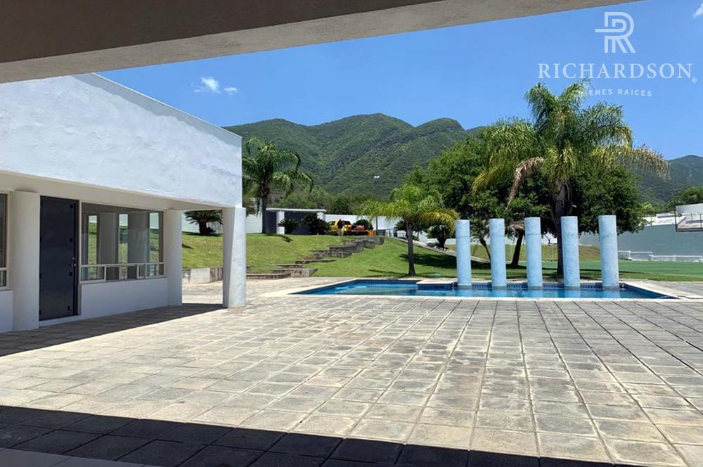Quinta Campestre en Venta - Los Cristales - Mty