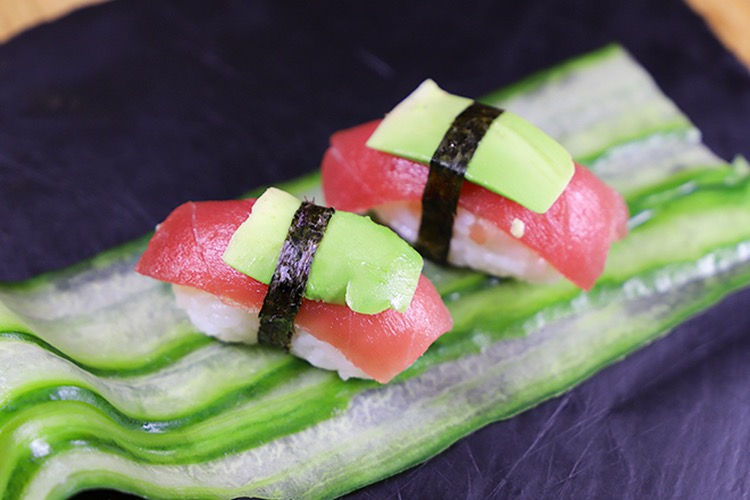 Photo du produit Sushi Thon Avocat, non contractuelle