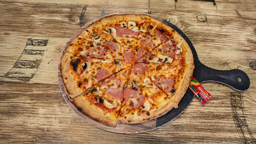 Photo du produit Pizza Reine ⚜️, non contractuelle