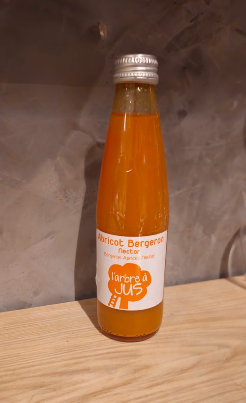 Photo du produit jus d'abricots, non contractuelle