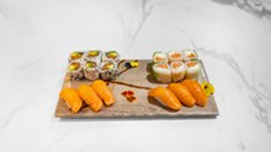Photo du produit Sushi Box salmon lovers, non contractuelle