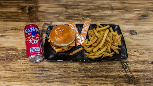 Photo du produit Triple Cheese Burger 🍔, non contractuelle