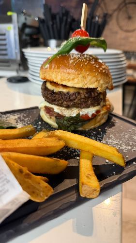 Photo du produit Burger della casa, non contractuelle