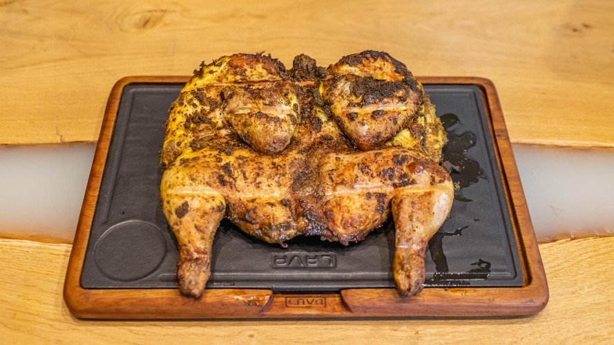 Photo du produit Poulet Entier 💯 #Festin, non contractuelle