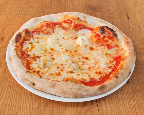 Photo du produit Pizza 4 fromages, non contractuelle