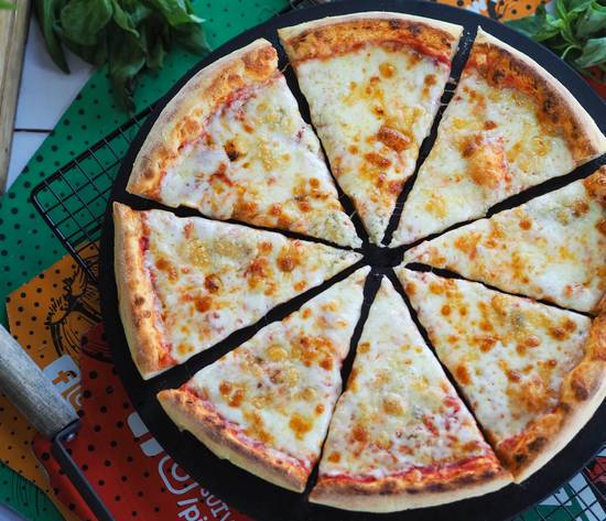 Photo du produit 4 Fromages Pizza, non contractuelle