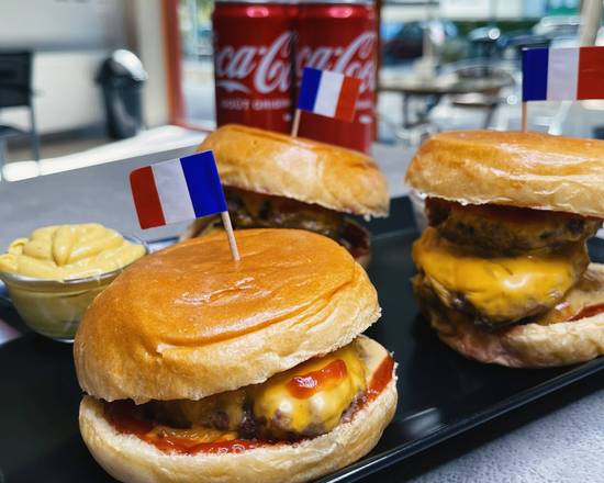 Photo du produit Double Cheese Burger, non contractuelle