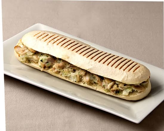 Photo du produit Panini poulet, non contractuelle