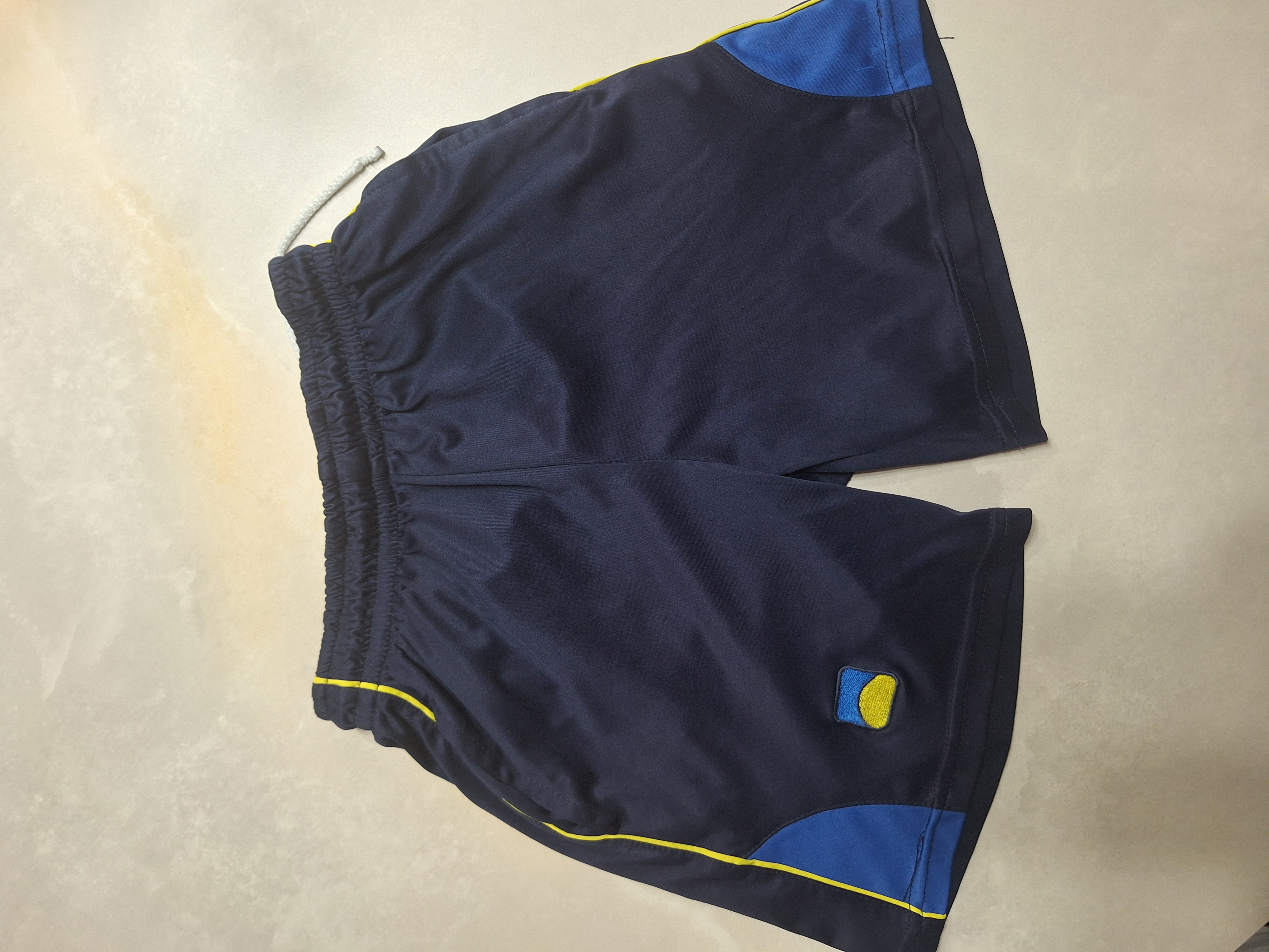 Pantalon corto deportivo