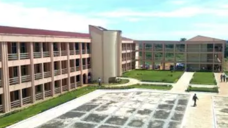 Campus of Gbewaa College of Education
