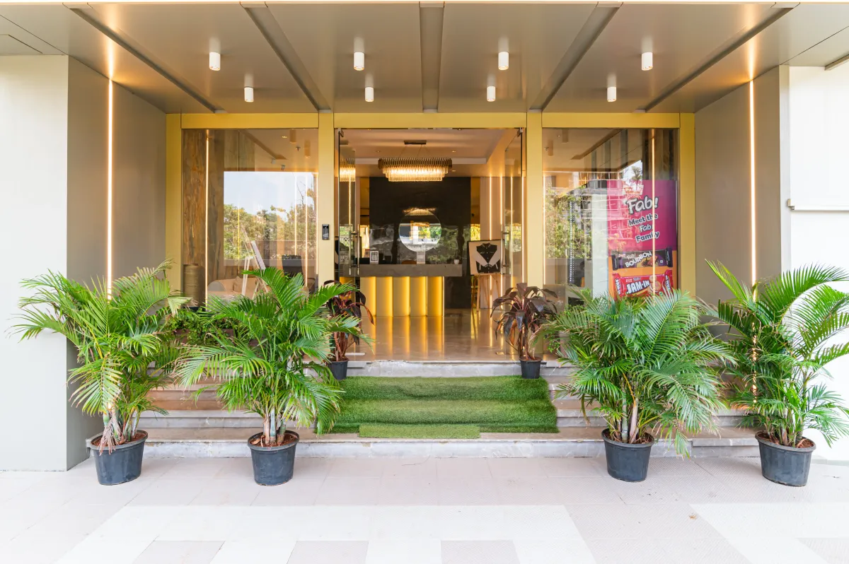 Airport in 10 Minutes, Beach in 5: Why Varsity's Location is Unmatched in Mumbai | Union Living