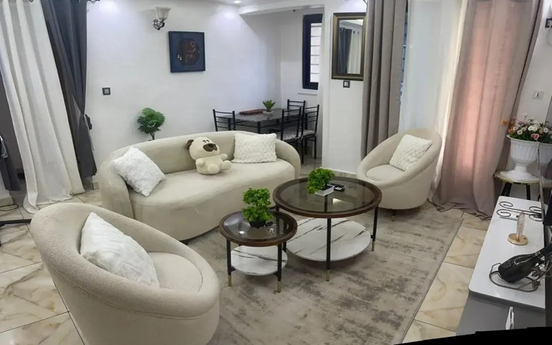 F&N Luxueux Studio Uniresa