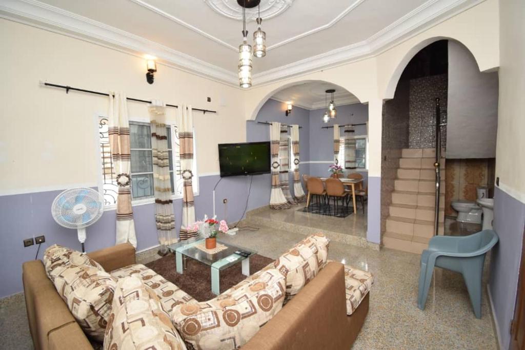 MILK AND HONEY GUEST HOUSE