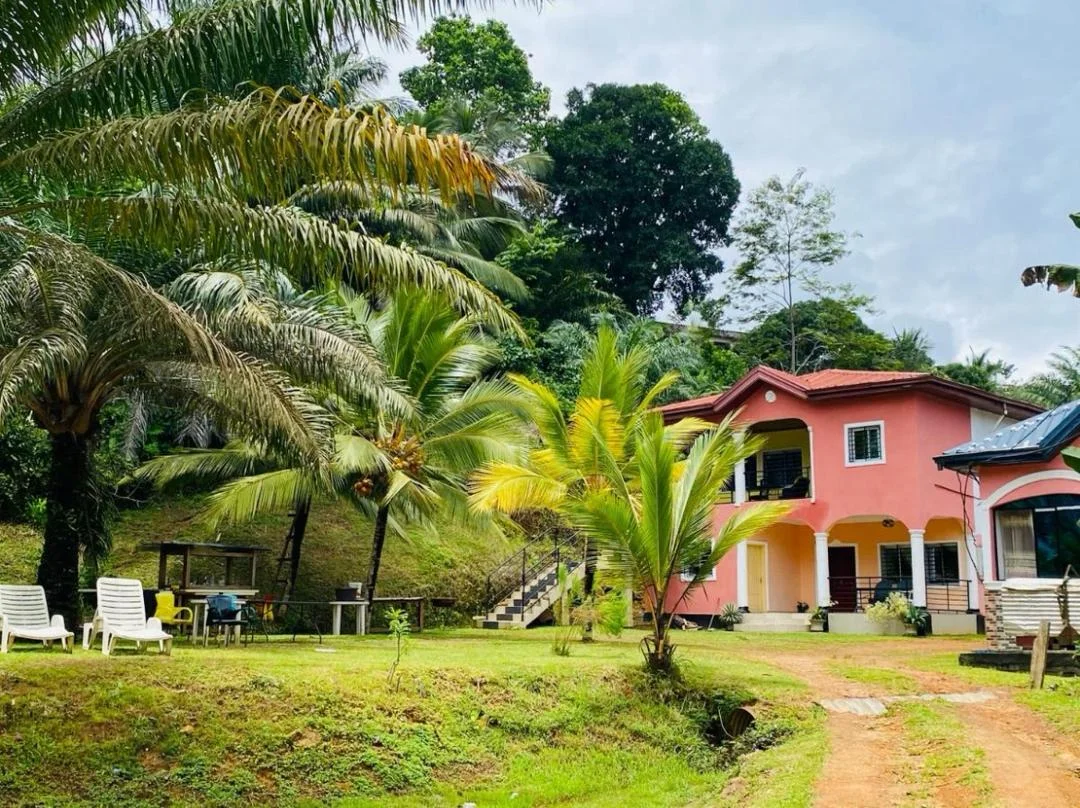 Hôtels à polongwe, kribi