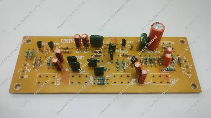 UNIVERSAL 4 TRS BT 1