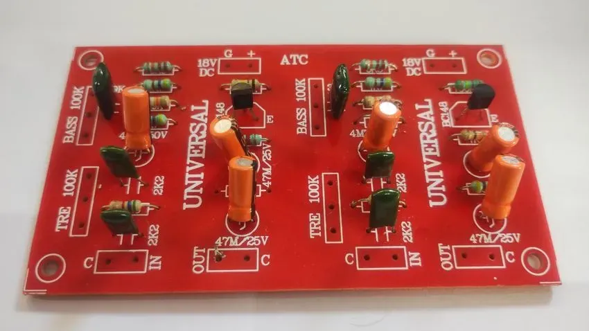 UNIVERSAL  RED ATC/BT 3
