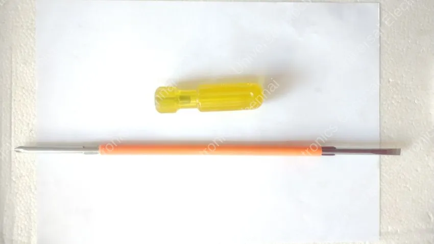 2 in 1 Screw Driver Insulated Model 1