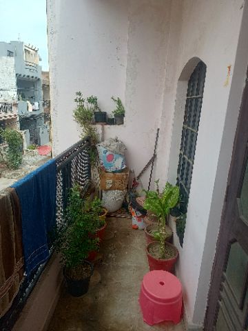 3 BHK Semi-Furnished Flat/Apartment for Rent at Ghaziabad - Image 1