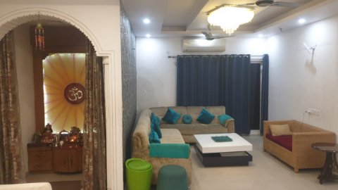 4 BHK Furnished Flat/Apartment for Rent at noida - Image 1