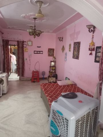 3 BHK Semi-Furnished Flat/Apartment for Rent at Ghaziabad