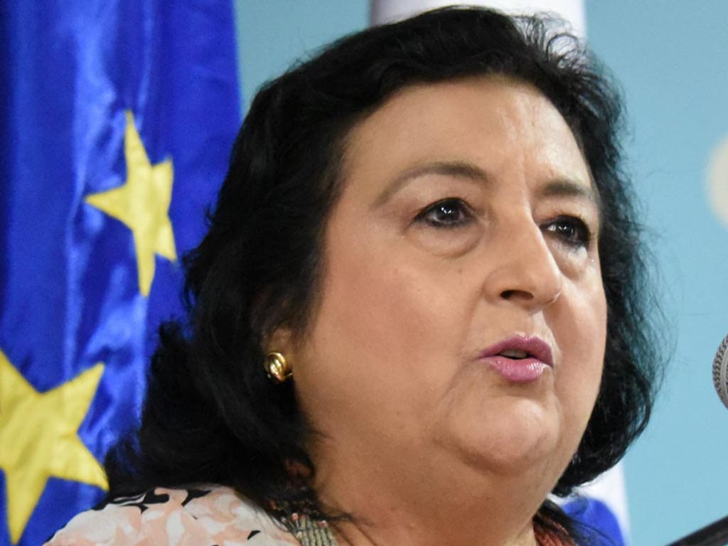 Linda María Roca
