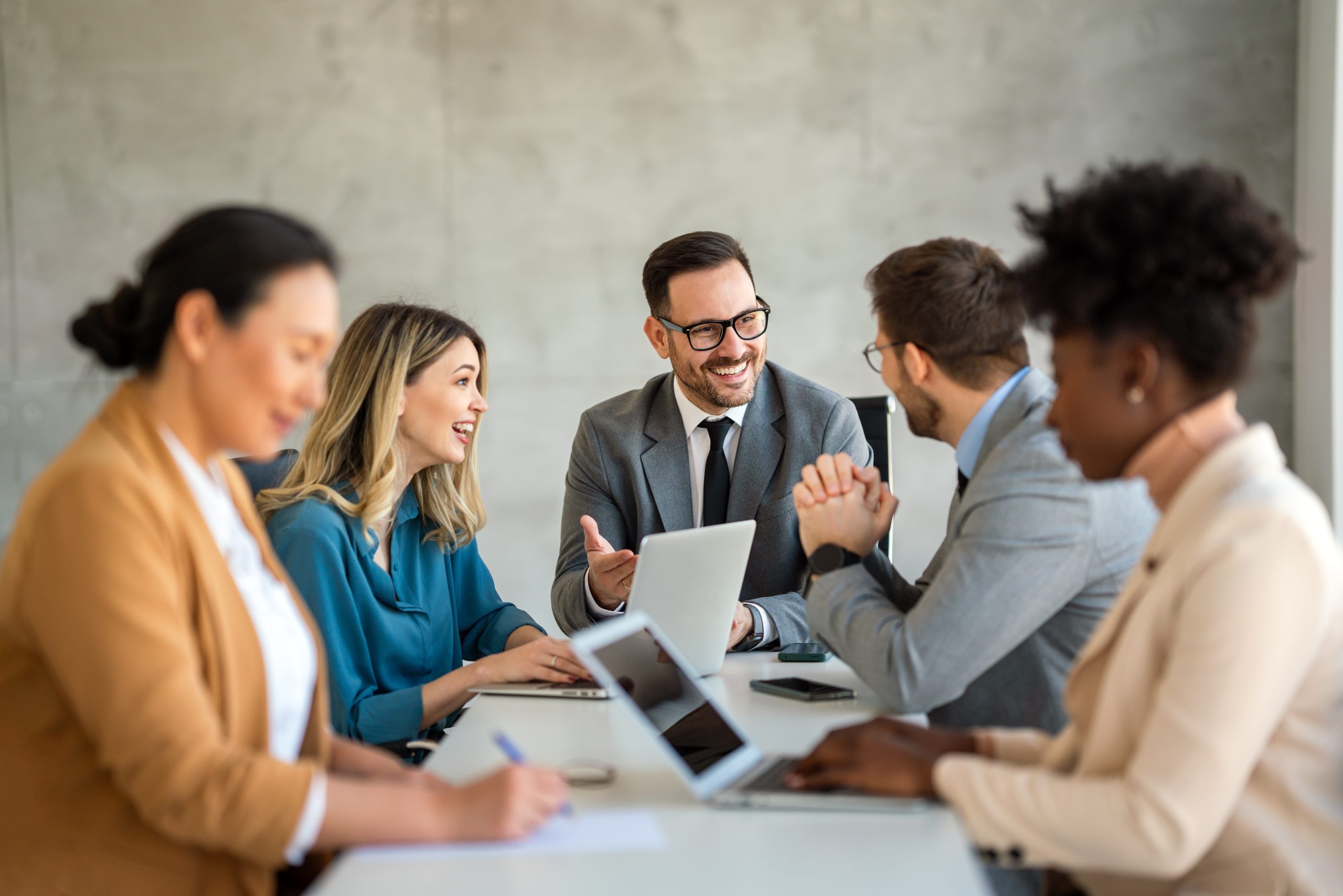  Máster en Dirección y Administración de Empresas (MBA)