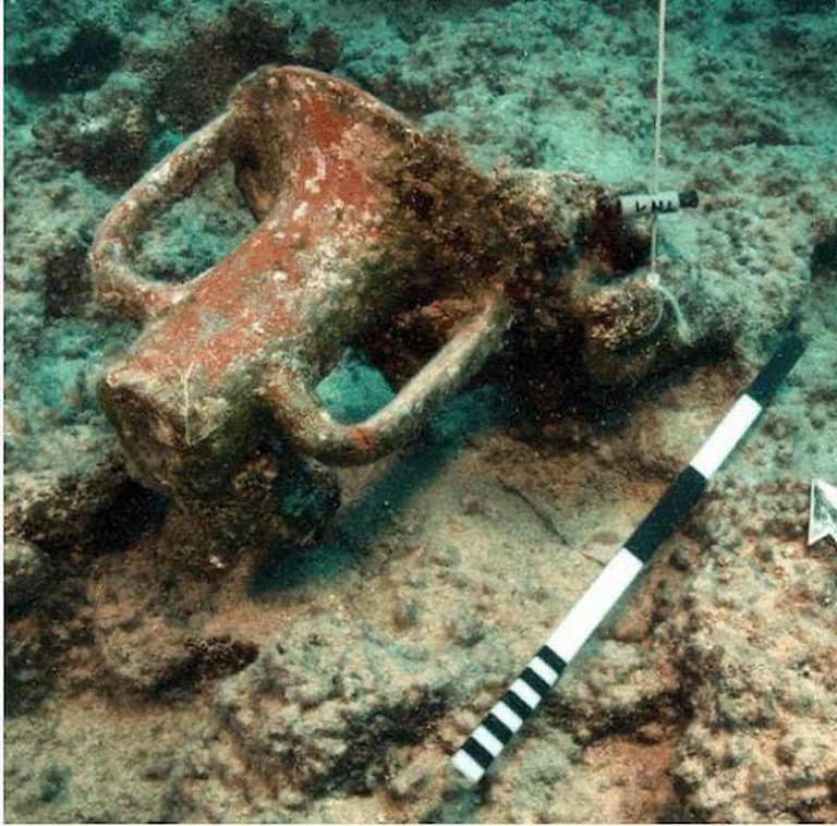 Investigadora Kathleen Martínez Descubre Antiguo Puerto Sumergido Como parte de la Expedición de Búsqueda de la Tumba de Cleopatra