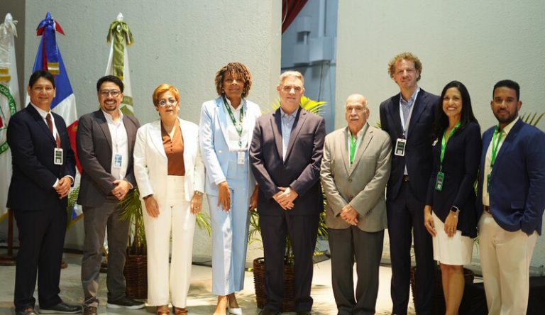 UNPHU reúne especialistas internacionales en Encuentro Académico de Endodoncia