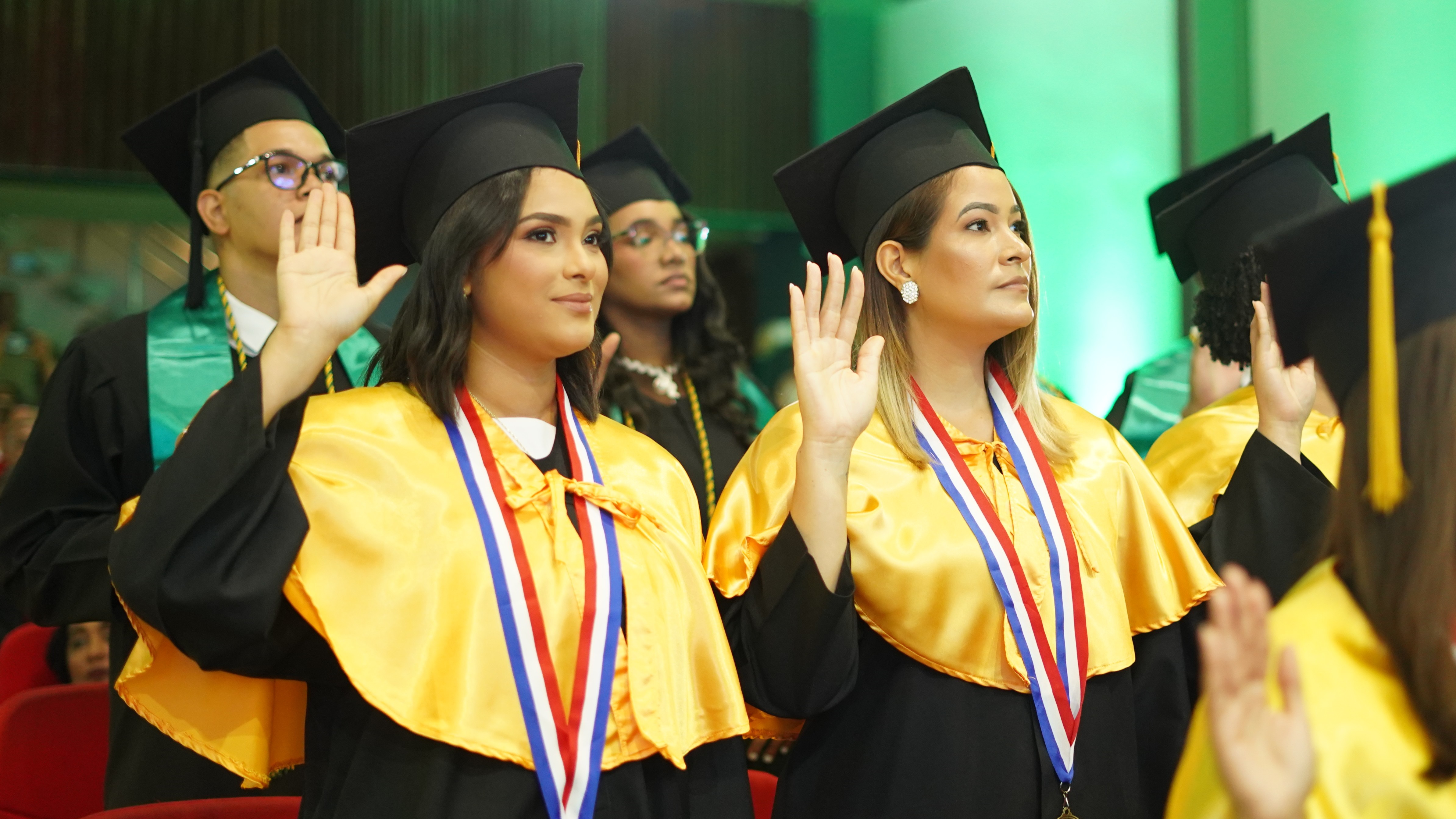 127 nuevos profesionales se integran a la comunidad de egresados de la UNPHU