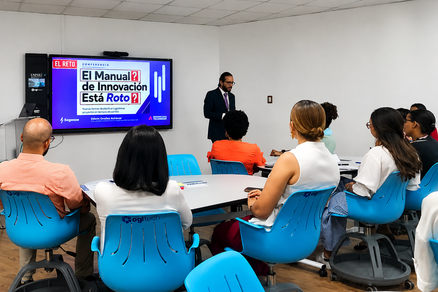 UNPHU conecta academia y emprendimiento con el ecosistema tecnológico en Dominicana Tech Week 2026