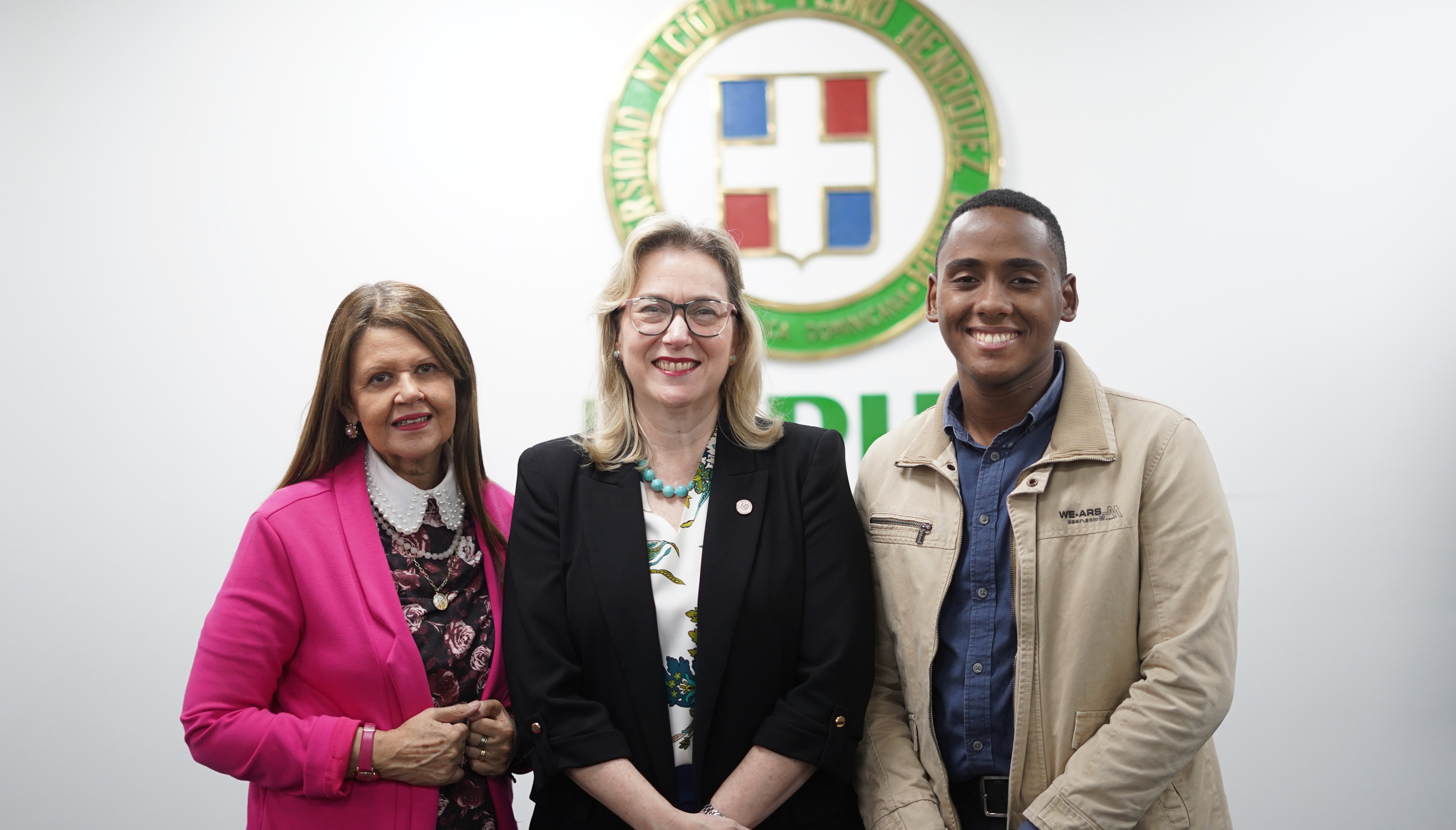 Escuela de Medicina impulsa la formación integral de sus estudiantes con encuentro de orientación profesional