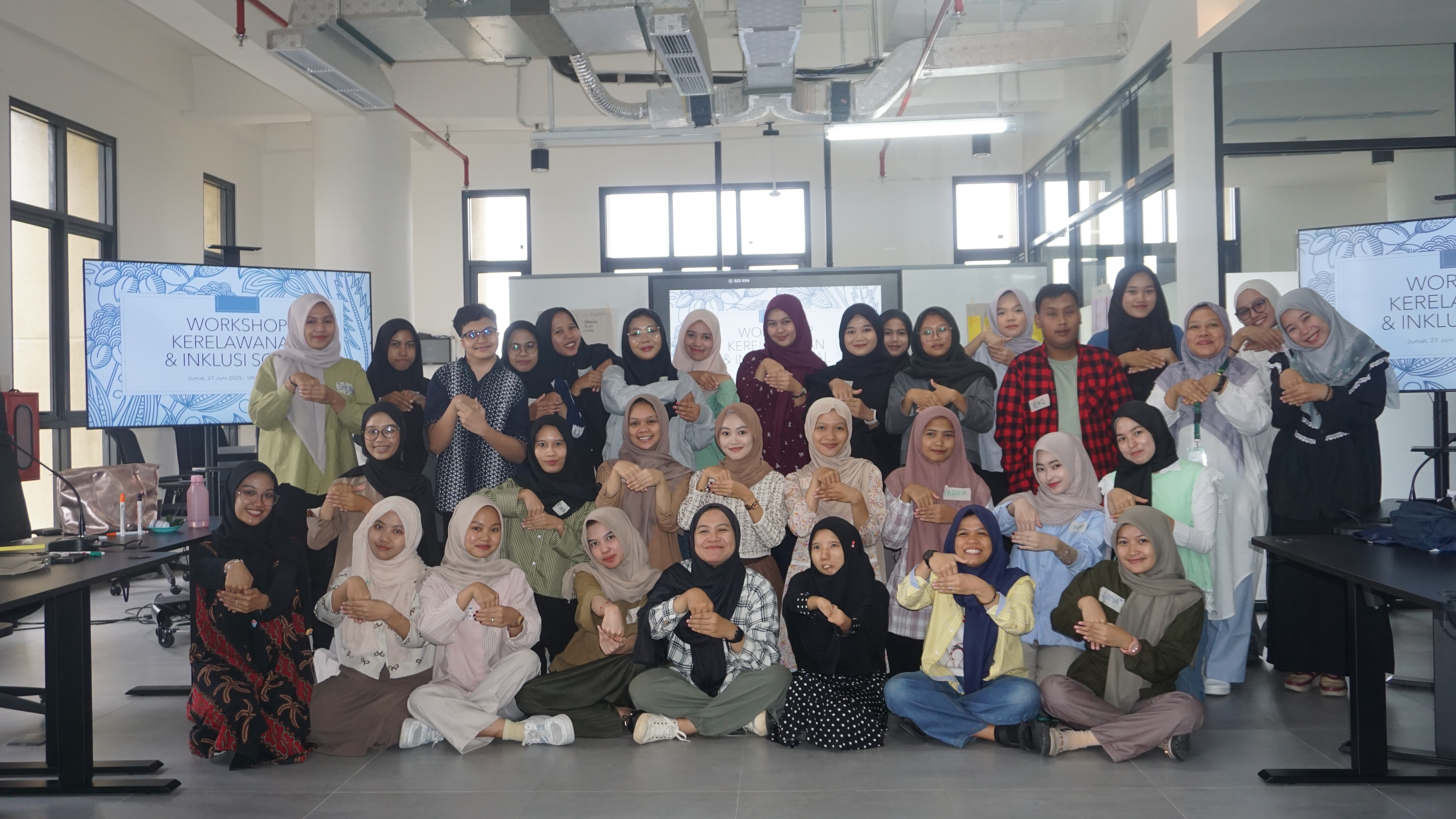 Inclusive, Active, Impactful, UNU Jogja Equips GEDSI Friend Volunteers through Webinars and Workshops