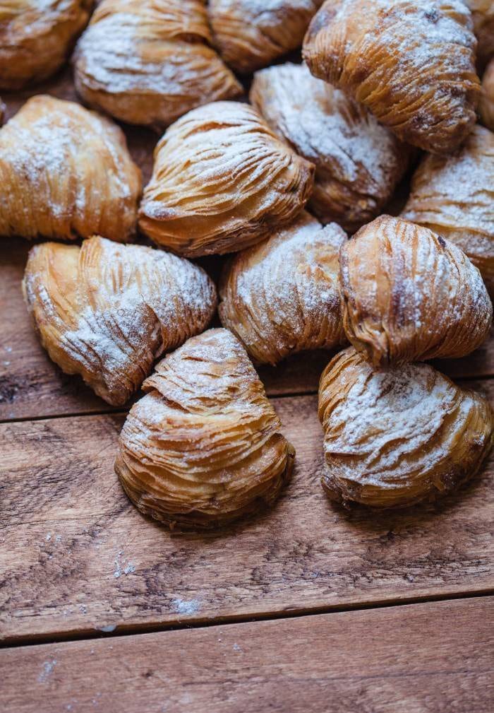 Sfogliatella riccia napoletana - Pasticceria Ferrante di Napoli