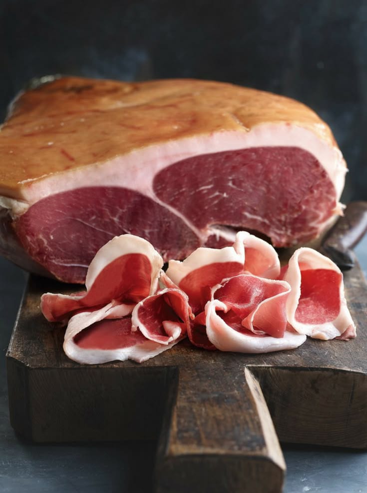 Guanciale di Norcia DOP - Salumeria Norcina del Borgo