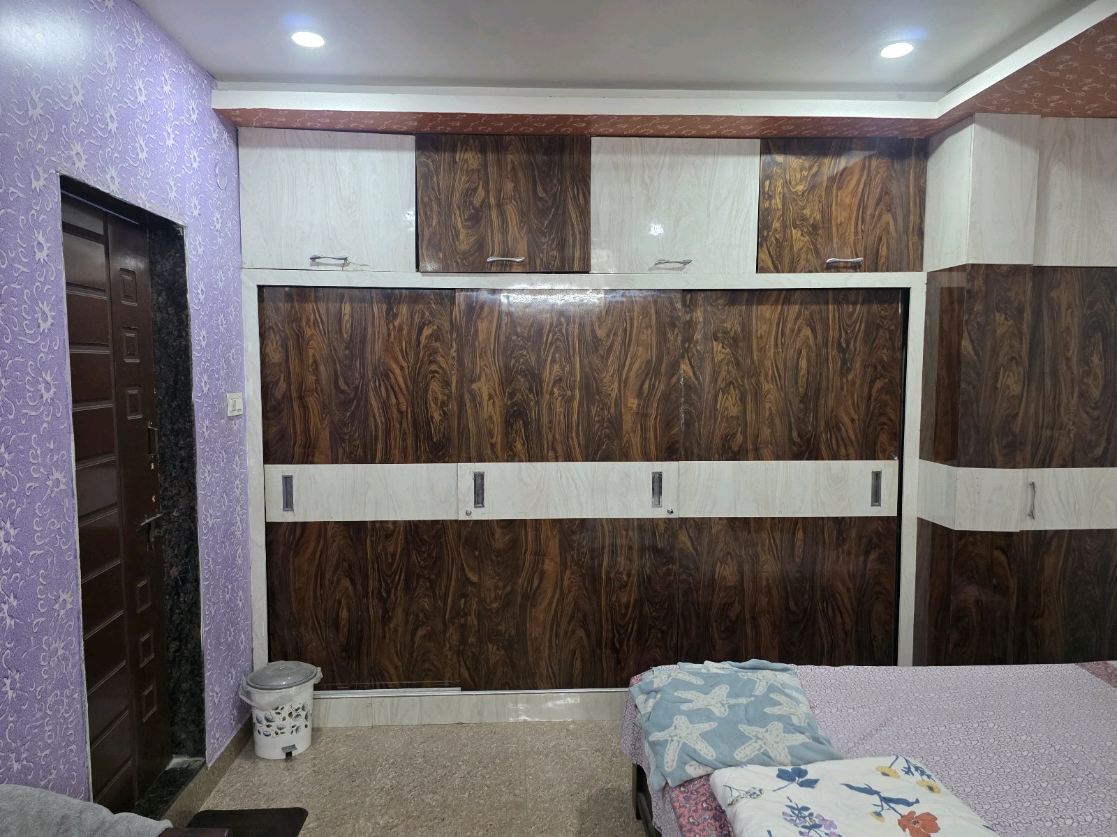 Leha Residency