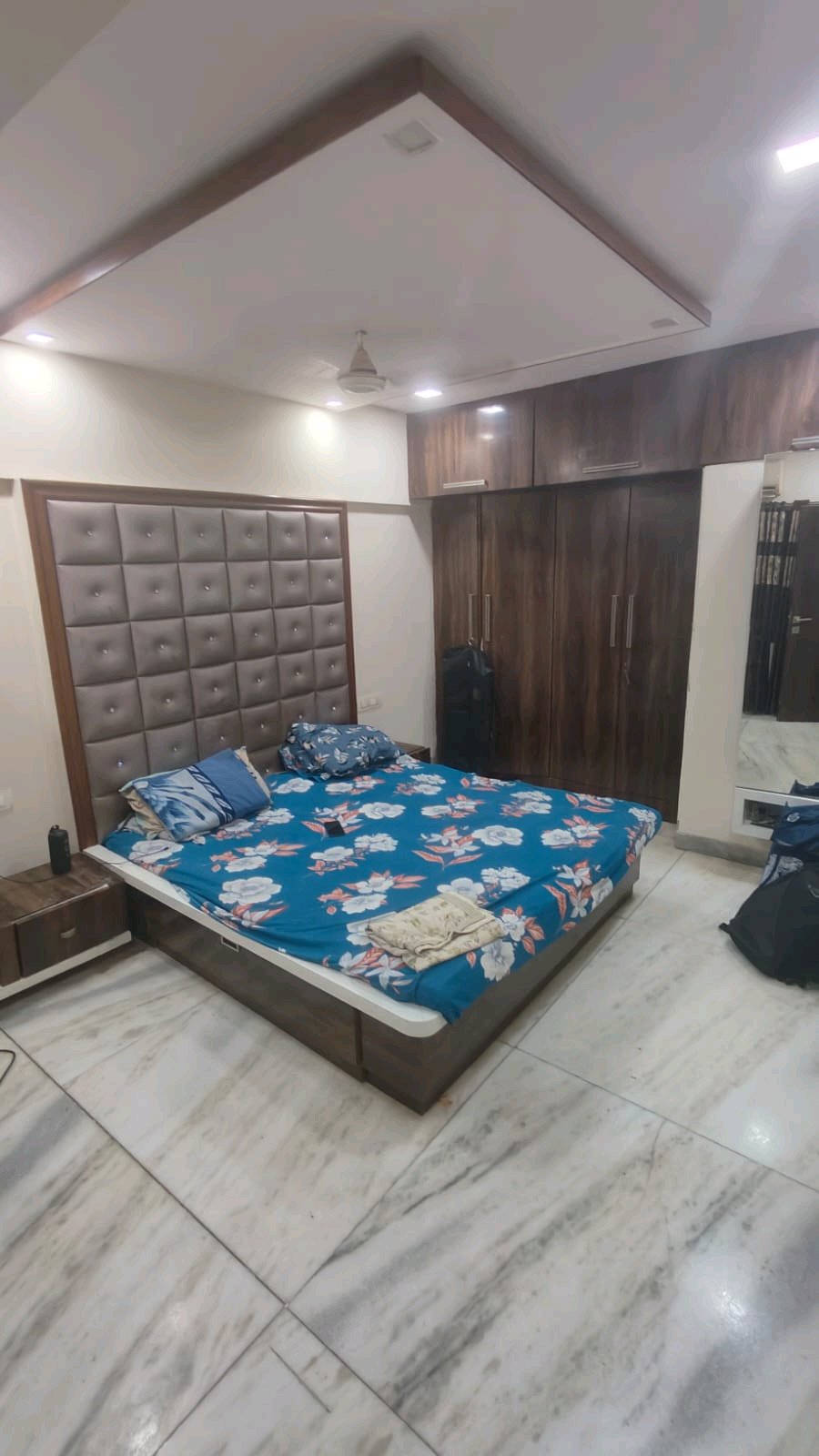 Yoga Institute Road