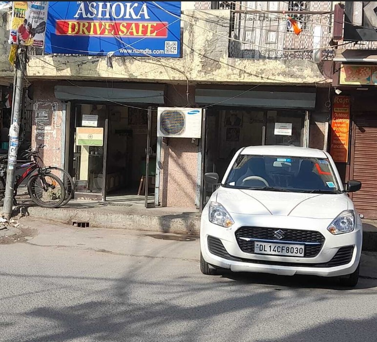 New Ashoka Motor Driving Training School in Krishna Nagar