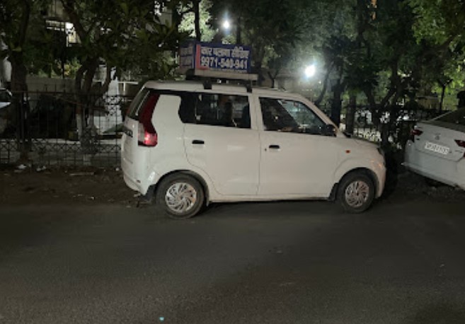 Amit Driving School in Old DLF Colony