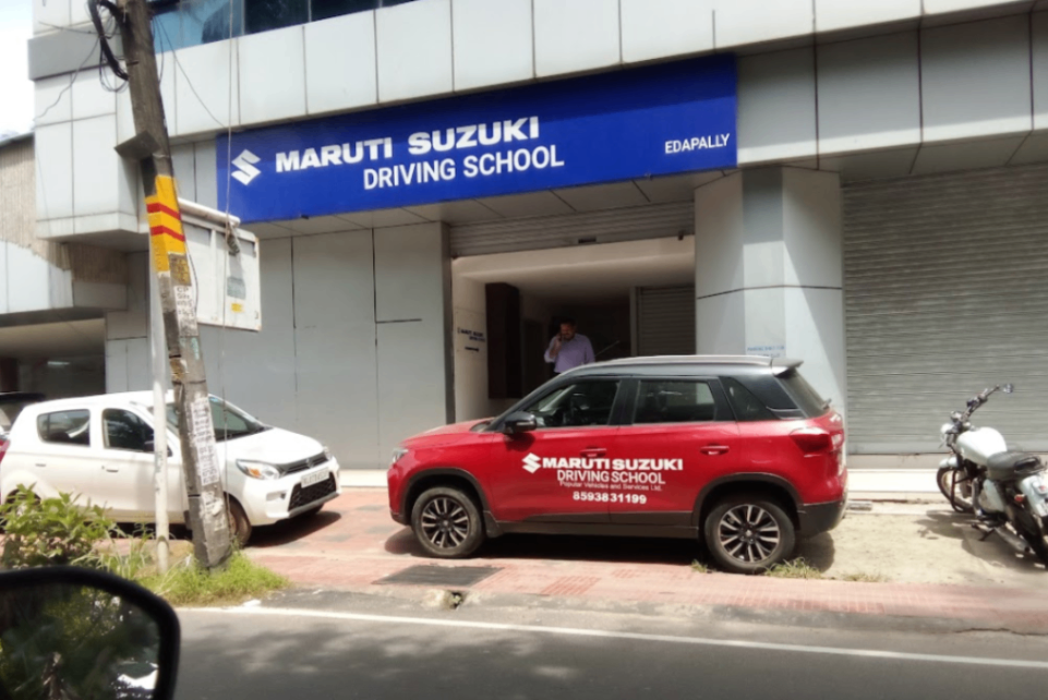 Maruti Suzuki Driving School in Edappally