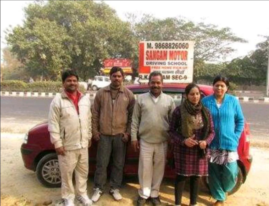 Sangam Motor Driving Training School in Dwarka
