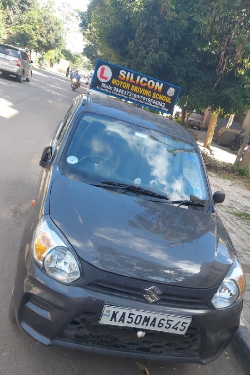 Silicon Driving school in Yelahanka New Town