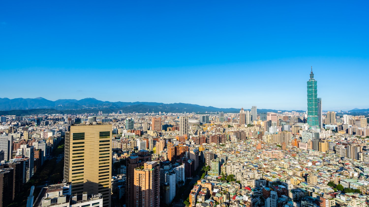 台灣少子化、老屋多，未來5年房市怎麼走？胡偉良分析5點解答：這2種房子房價下跌