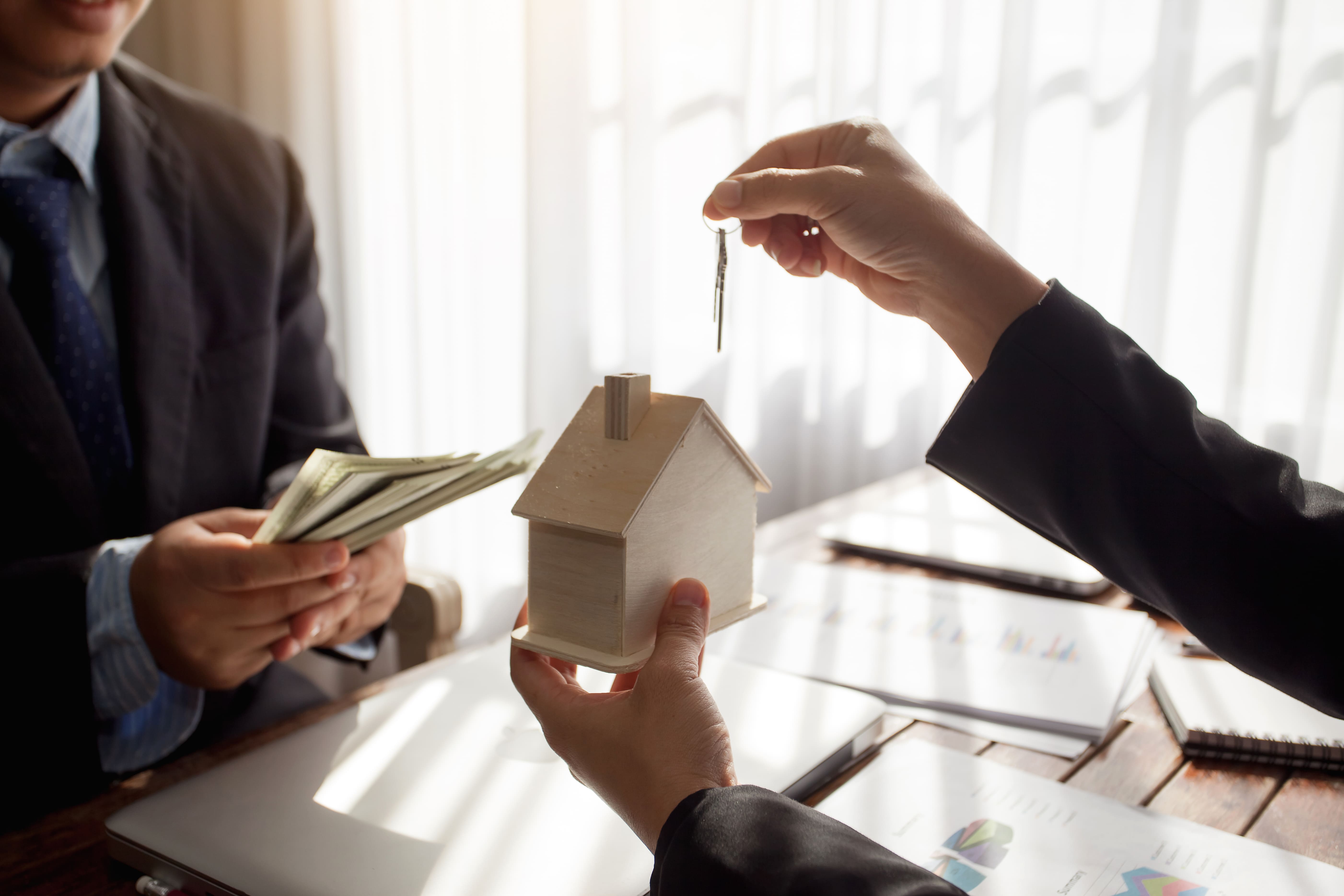 未來「新屋房價」會下跌嗎？胡偉良從5大關鍵 面向評估後市走勢