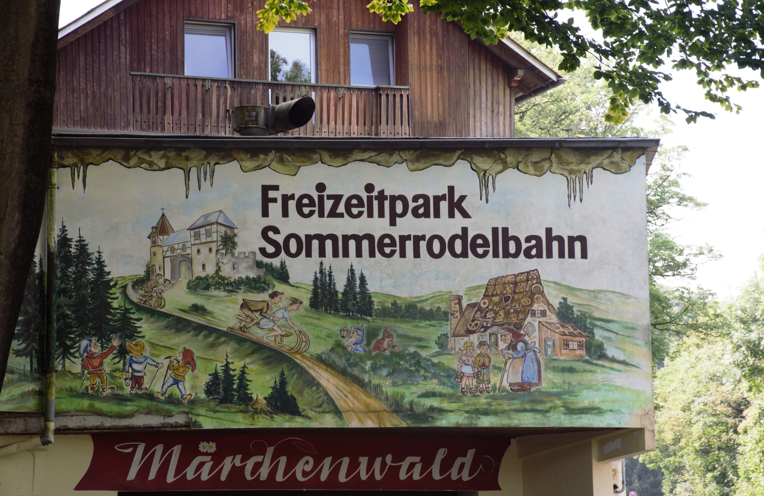 Rodelspaß in märchenhafter Umgebung