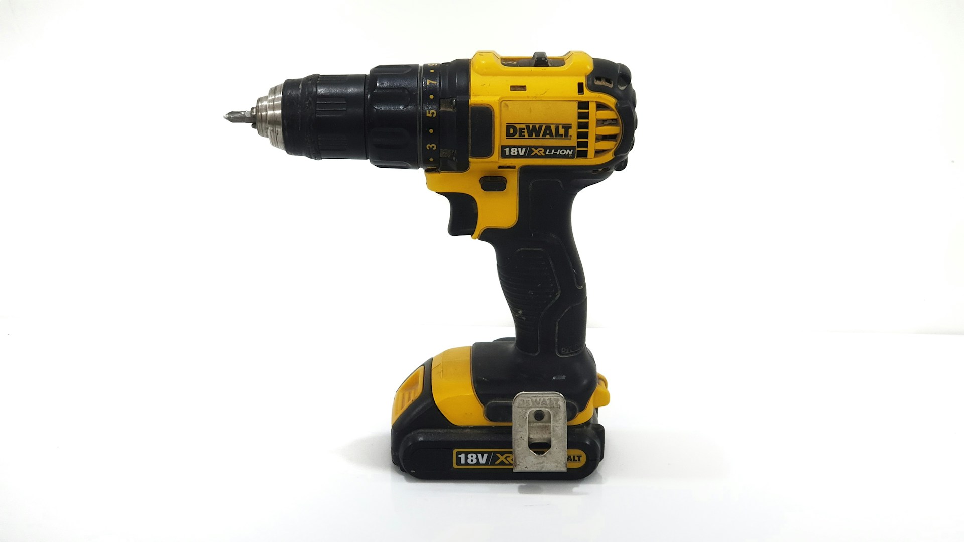 Taladro DeWalt 18V XR Li-Ion