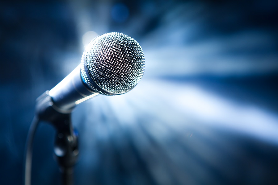 9 Public Speaking Tips That Will Make You The Talk Of The Town