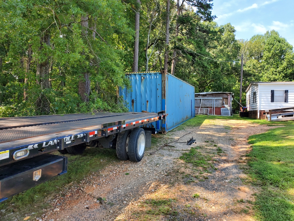 Large Scale Containers: Unbeatable Deals & Reliable Delivery in Rocky Mountains!