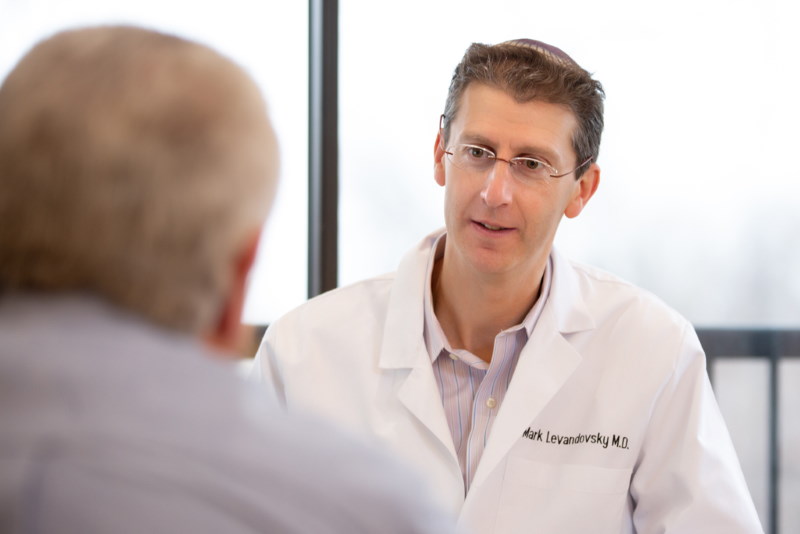 Oncologist in Denver Launches Live Online Workshop to Guide New Cancer Patients through their Cancer Treatment