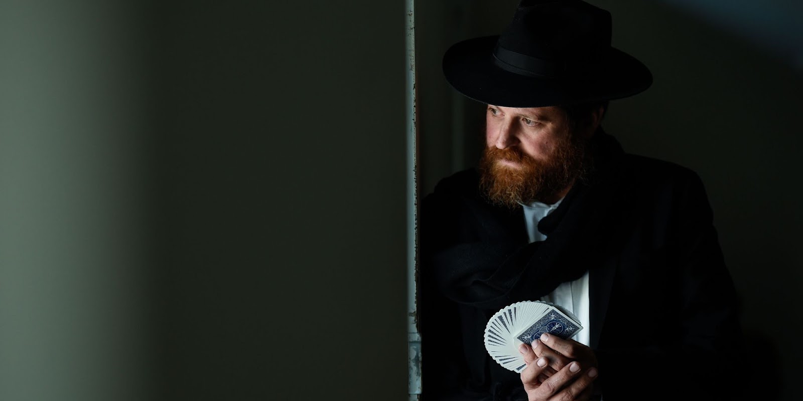 Ilan Smith Consulting LLC Redefines Entertainment By Merging Behavioral Economics With Illusionary Arts