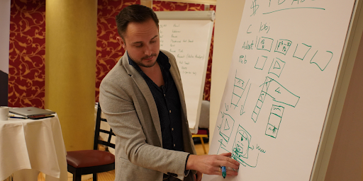 VincentLevi.com CEO Vincent Lévi Champions AI Education With Multi-Sector Training And Business Integration Programs